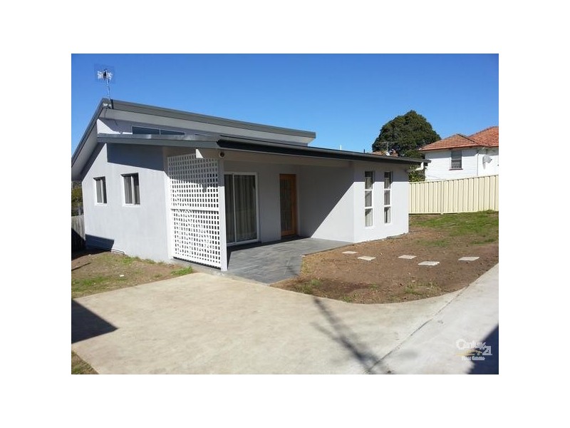 8A Neville Street, Rutherford NSW 2320