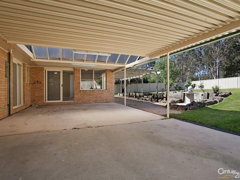 27 Adam Avenue, Rutherford NSW 2320