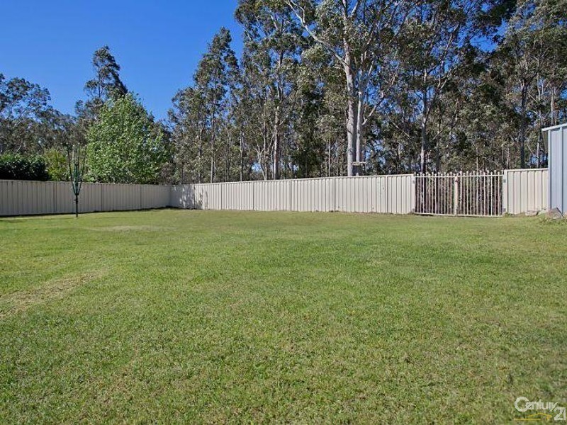 27 Adam Avenue, Rutherford NSW 2320
