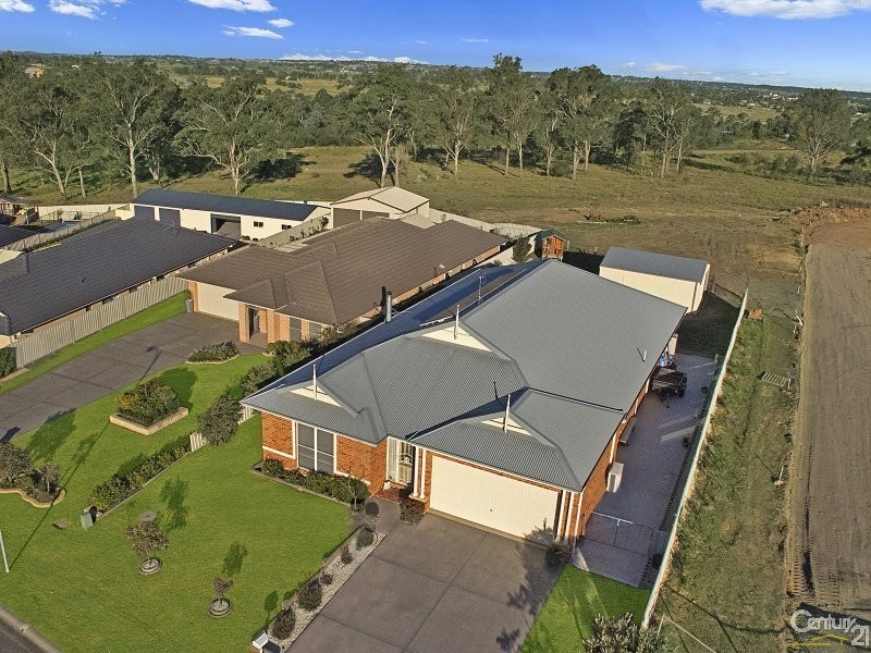 54  Diamond Circuit, Rutherford NSW 2320