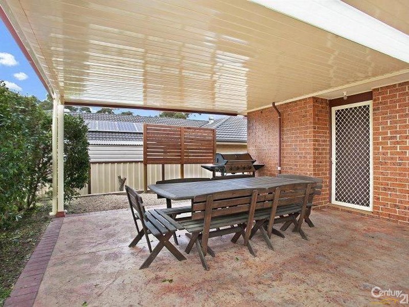 16 Coburn Circuit, Metford NSW 2323