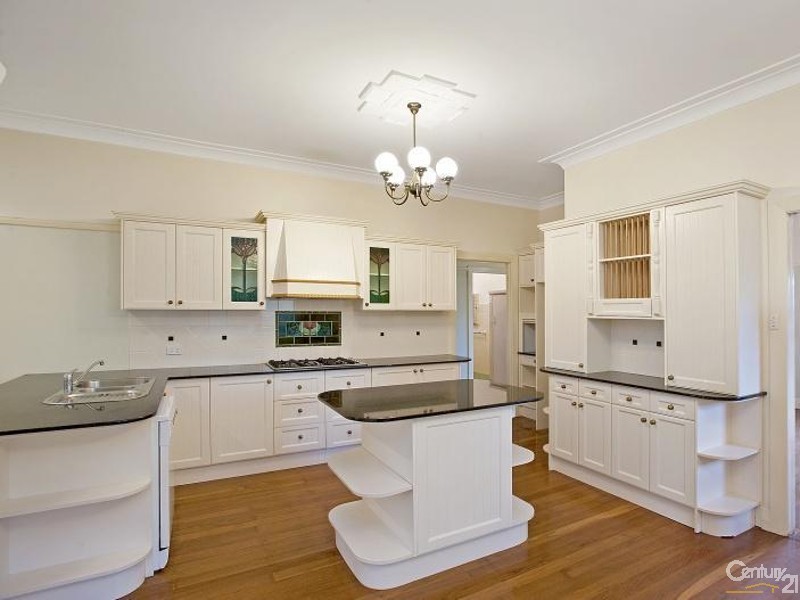 20 Raymond Terrace Road, East Maitland NSW 2323