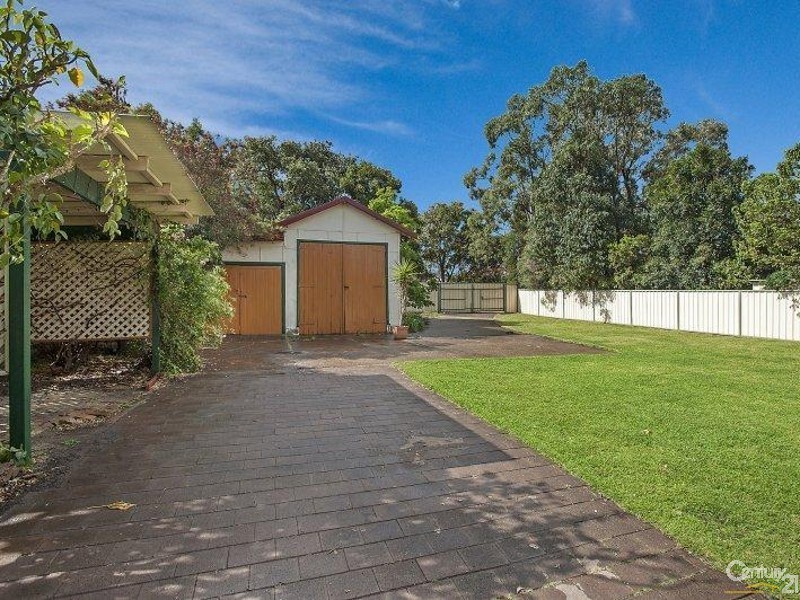 20 Raymond Terrace Road, East Maitland NSW 2323