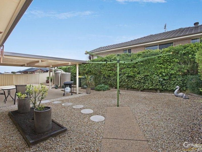 2 Dominic Cove, Rutherford NSW 2320