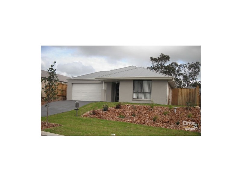 5 Dianella Way, Aberglasslyn NSW 2320