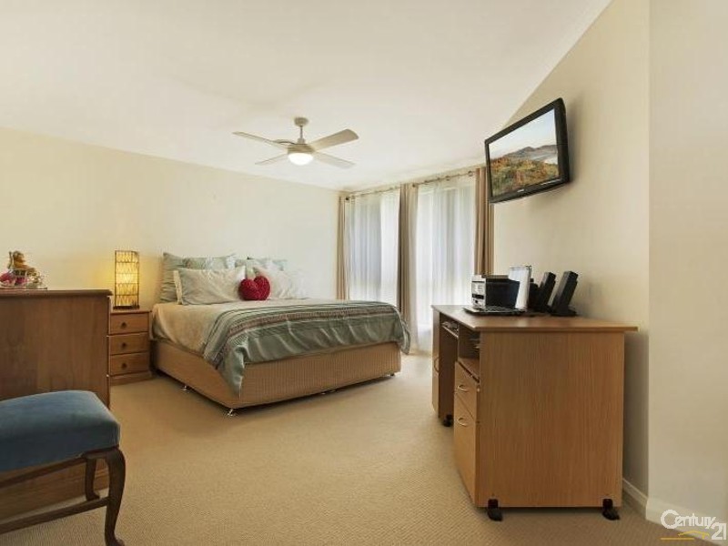 6 Coolabah Street, Aberglasslyn NSW 2320