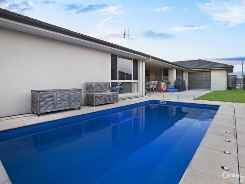 6 Coolabah Street, Aberglasslyn NSW 2320