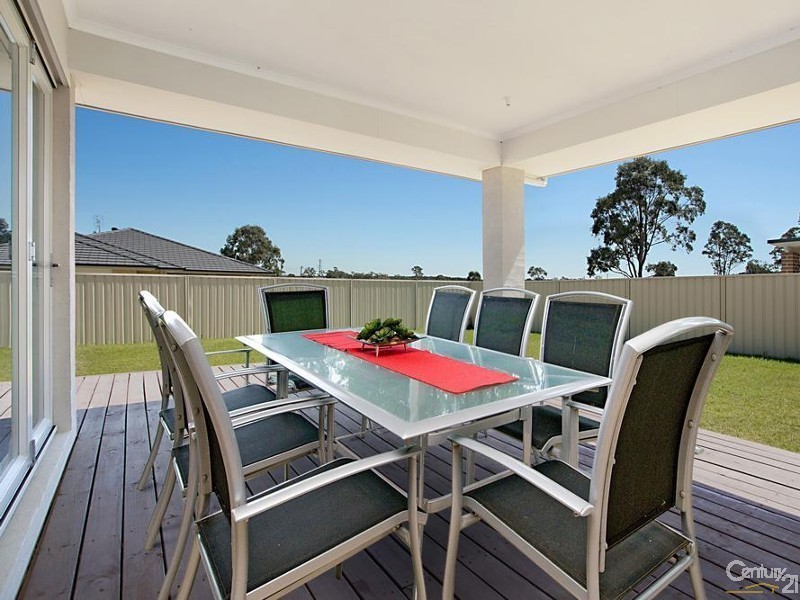 35 Ashton Drive, Heddon Greta NSW 2321