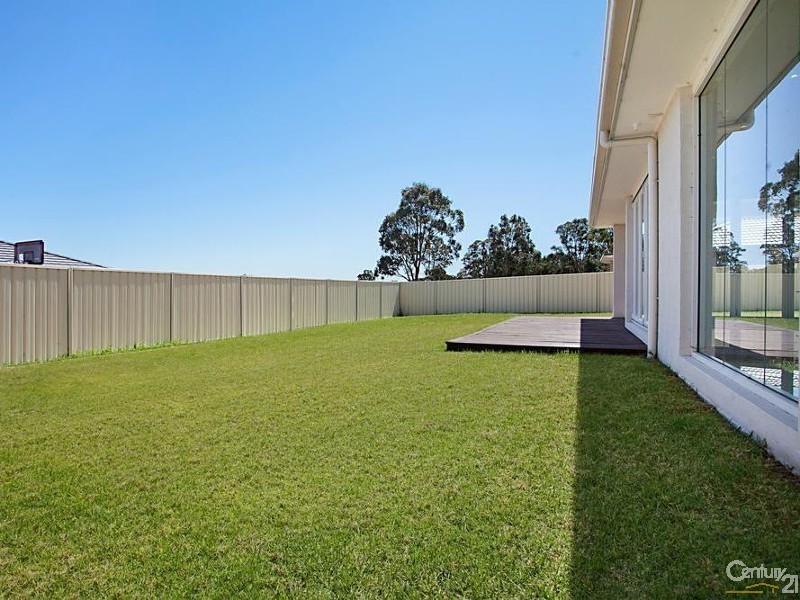 35 Ashton Drive, Heddon Greta NSW 2321