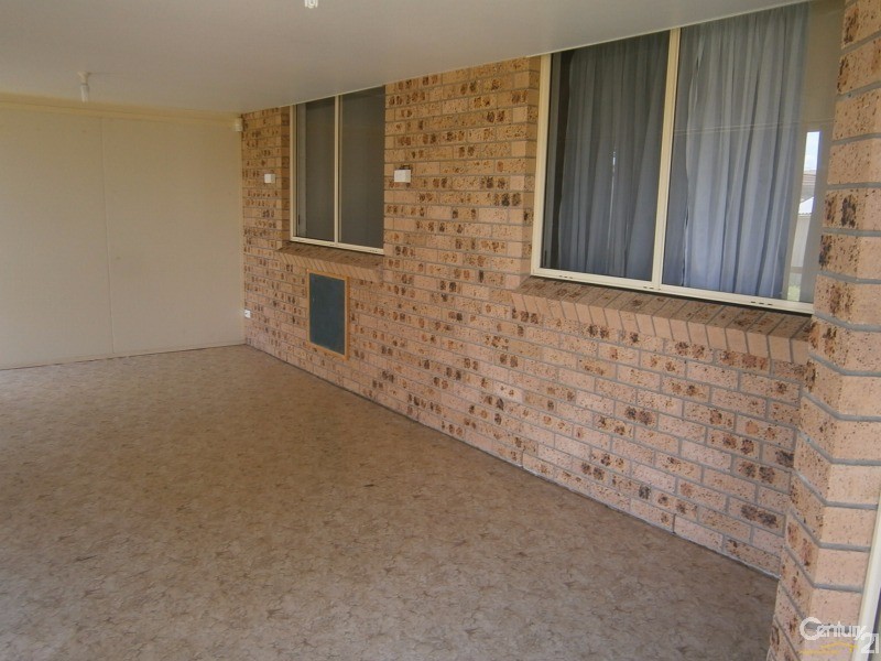 10 Carroll Avenue, Rutherford NSW 2320