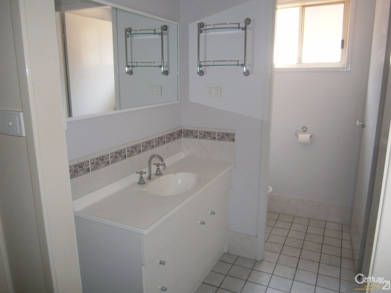 10 Carroll Avenue, Rutherford NSW 2320