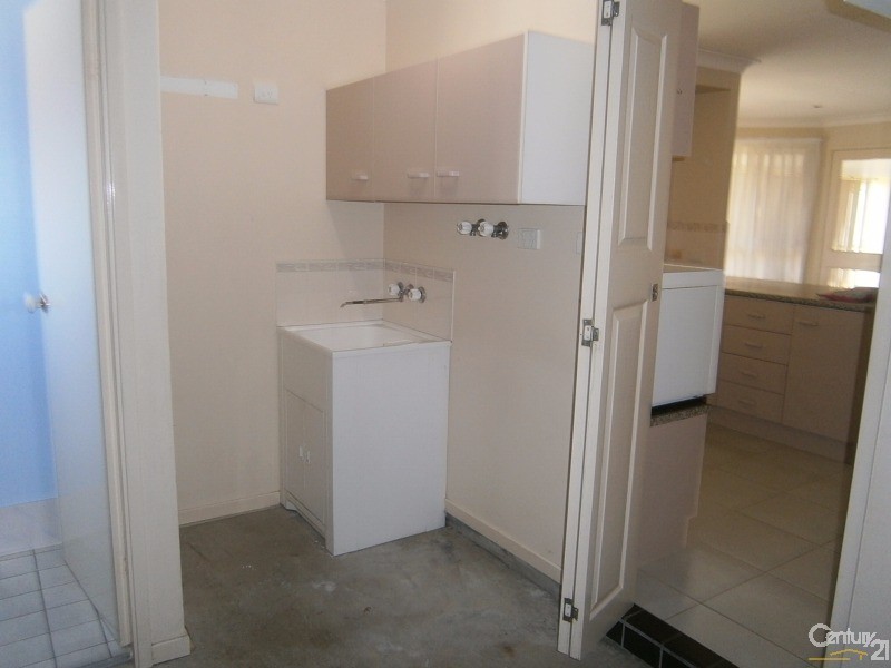 10 Carroll Avenue, Rutherford NSW 2320