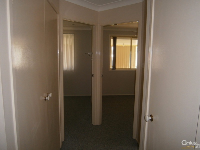 10 Carroll Avenue, Rutherford NSW 2320