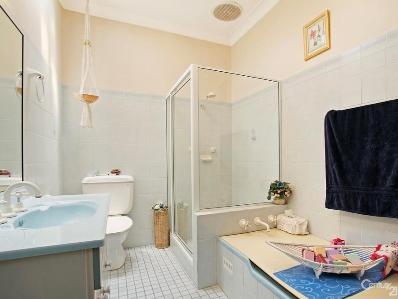 101 High Street, Wallalong NSW 2320