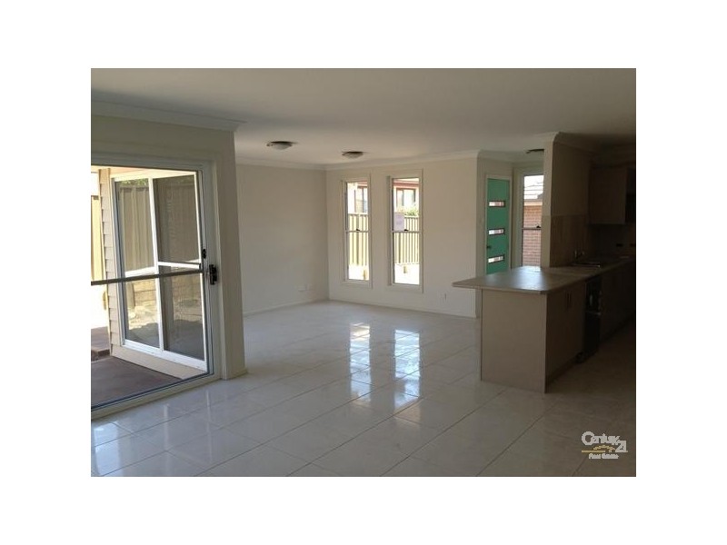 87b Alexandra Ave, Rutherford NSW 2320