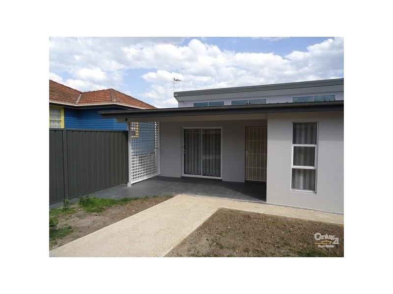 8A Neville Street, Rutherford NSW 2320