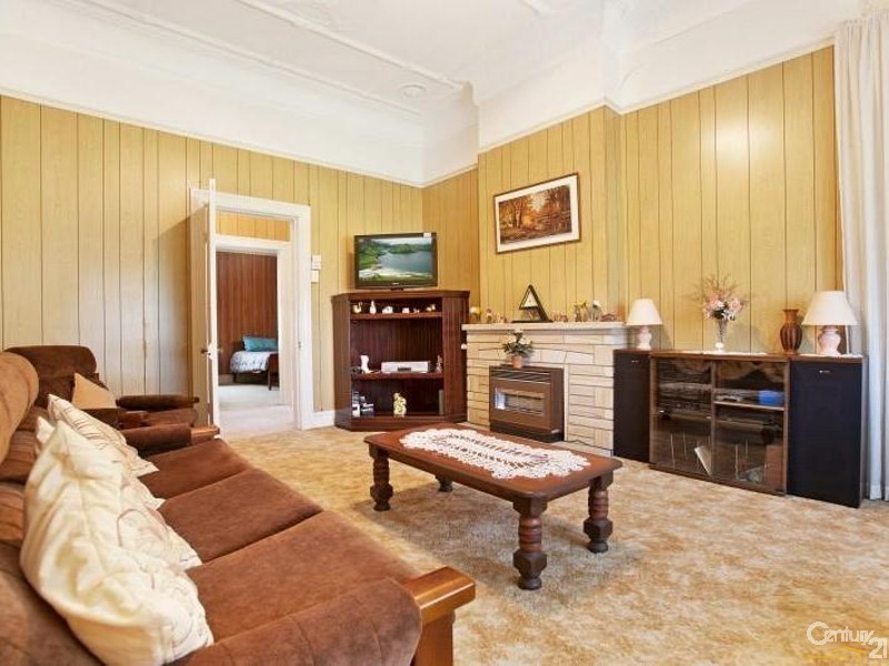 13 Fitzroy Street, East Maitland NSW 2323