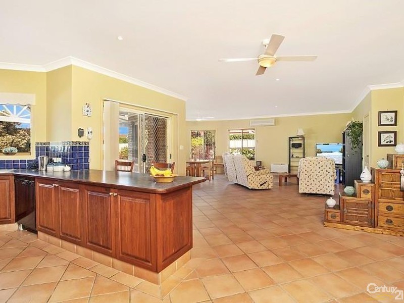 6 Donegal Drive, Ashtonfield NSW 2323