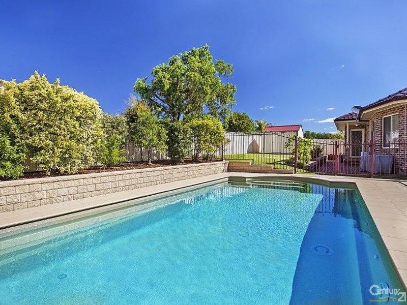 6 Donegal Drive, Ashtonfield NSW 2323