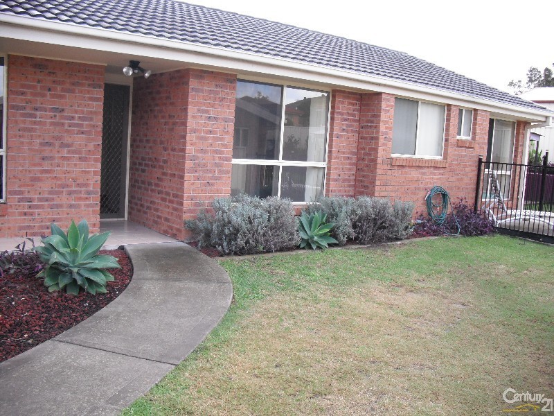 2/37 Ventura Close, Rutherford NSW 2320