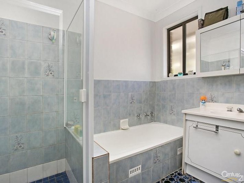 64 Regiment Road, Rutherford NSW 2320