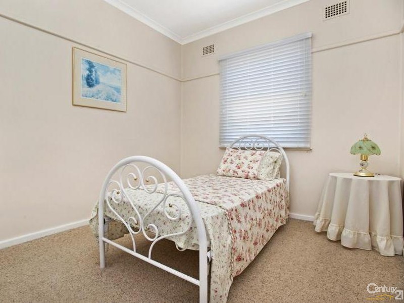 9 Lawson Street, East Maitland NSW 2323