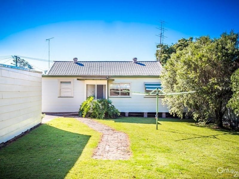 9 Lawson Street, East Maitland NSW 2323