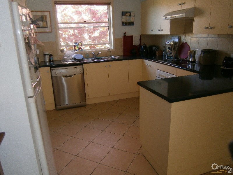 26 Canterbury Drive, Raworth NSW 2321