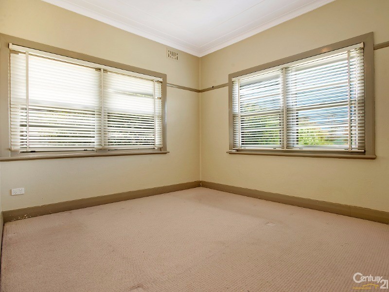 20 Raymond Terrace Road, East Maitland NSW 2323