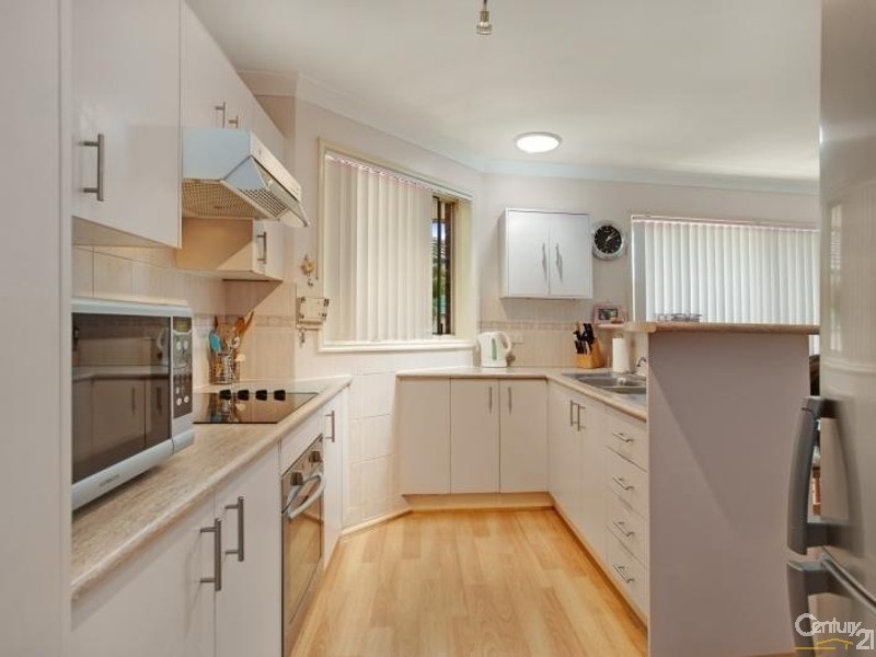 2/38  Government Road, Thornton NSW 2322