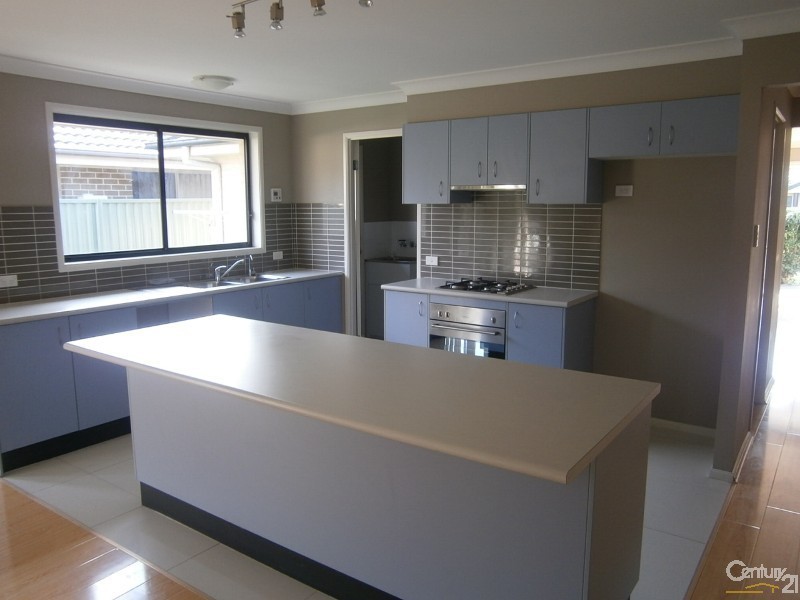 19a Hargreaves Circuit, Metford NSW 2323