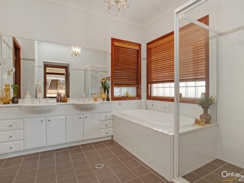 5 Farnsworth Street, Thornton NSW 2322