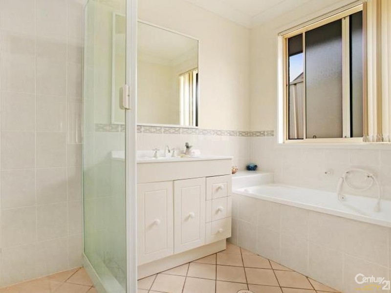 18 Stanton Drive, Morpeth NSW 2321