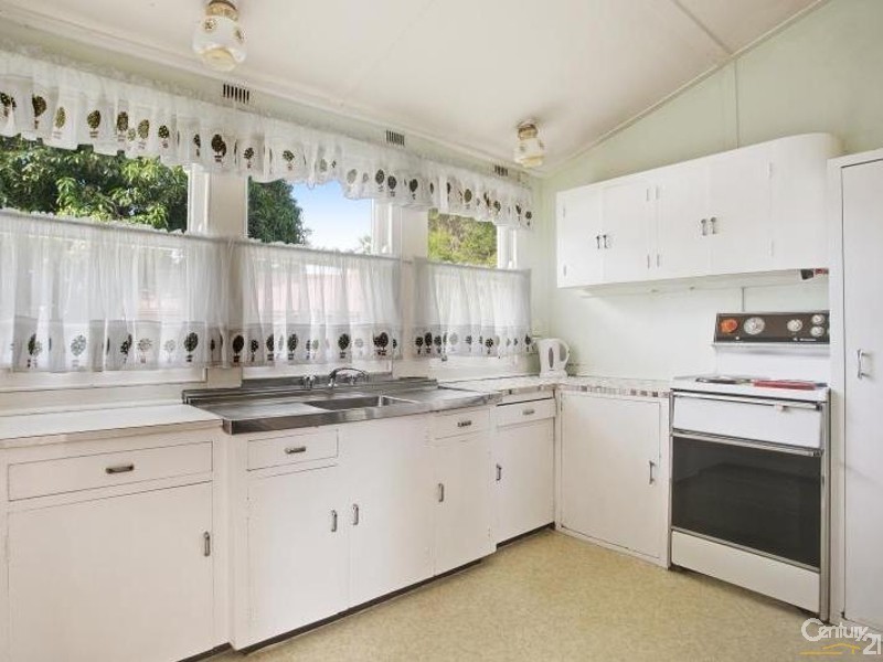 34 Lorn Street, Lorn NSW 2320