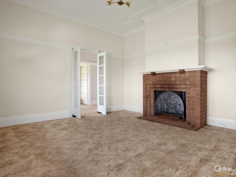 34 Lorn Street, Lorn NSW 2320