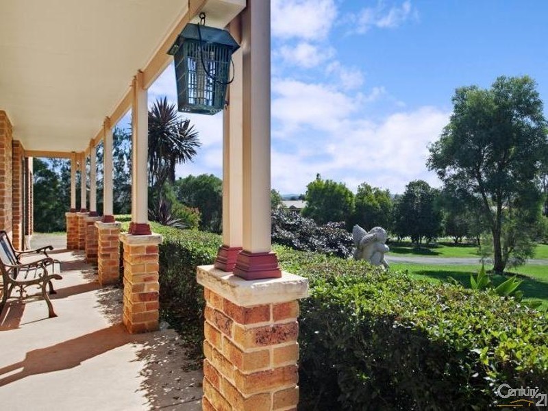 12 Reflection Drive, Louth Park NSW 2320