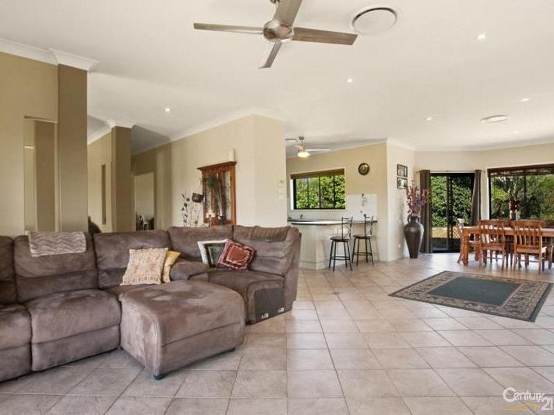 12 Reflection Drive, Louth Park NSW 2320