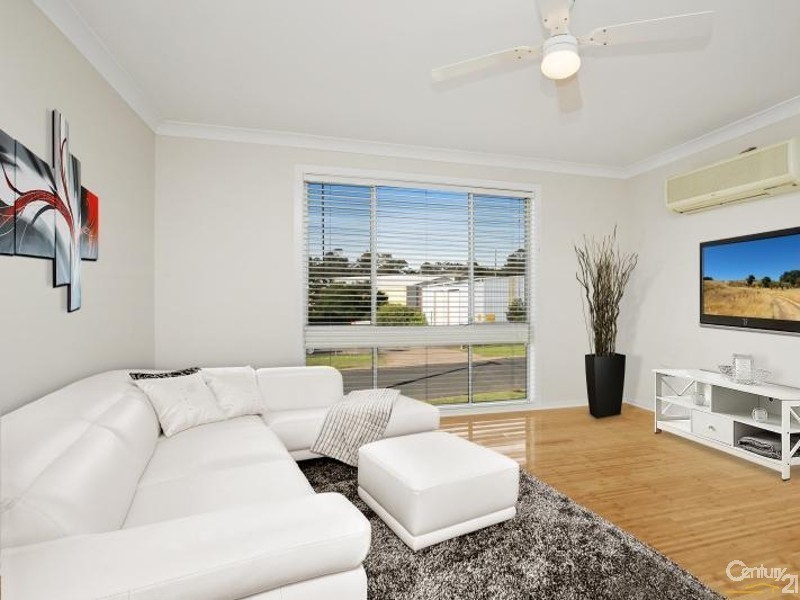 18 Chifley Street, East Maitland NSW 2323