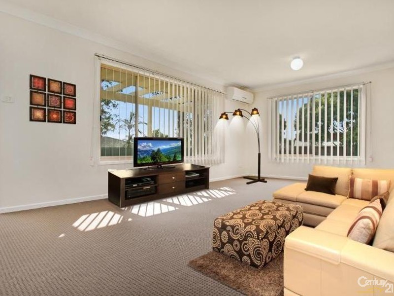 58 Waterbush Crescent, Woodberry NSW 2322