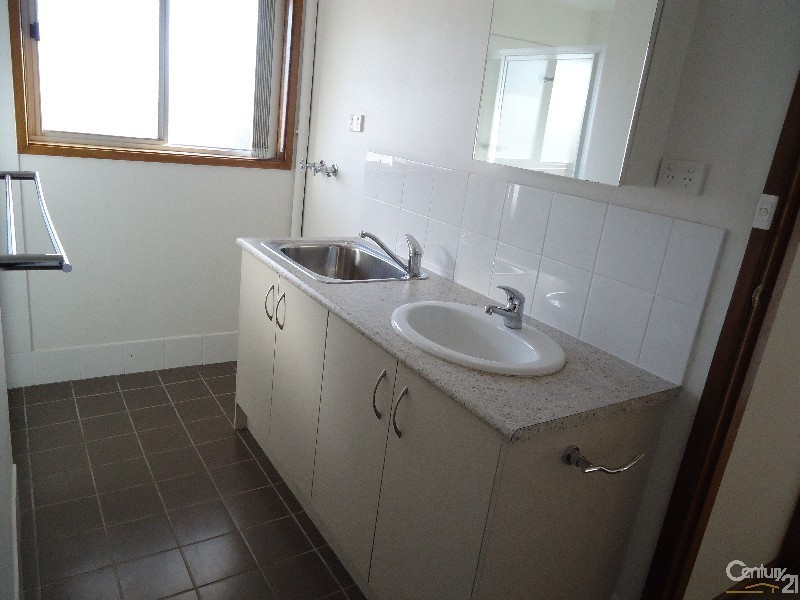 6/70 Weblands Street, Rutherford NSW 2320