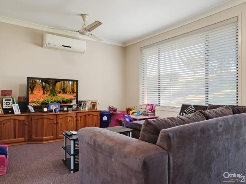 9 Brigantine Street, Rutherford NSW 2320