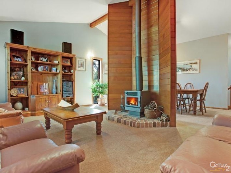 22 Turnbull Drive, East Maitland NSW 2323