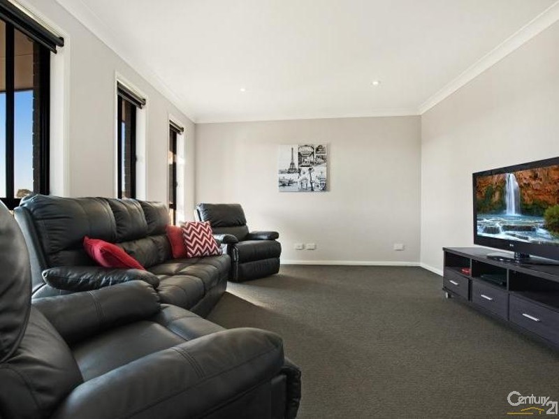 26 Kelly Circle, Rutherford NSW 2320