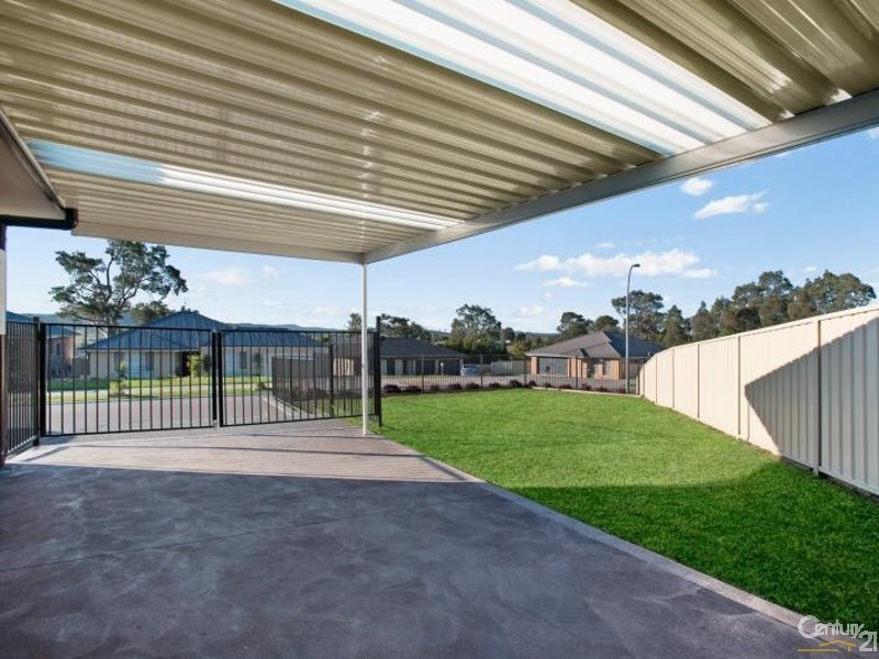 26 Kelly Circle, Rutherford NSW 2320