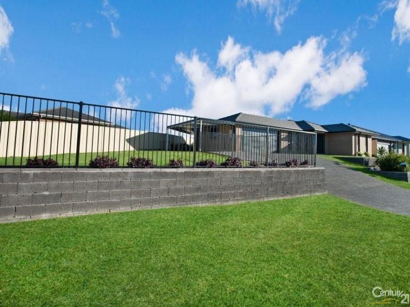 26 Kelly Circle, Rutherford NSW 2320