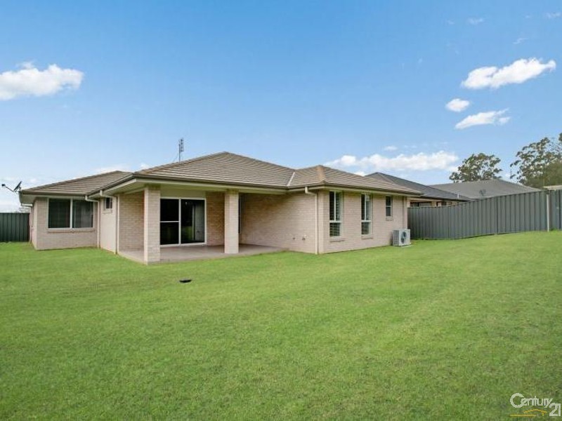 18 Osprey Crescent, East Maitland NSW 2323