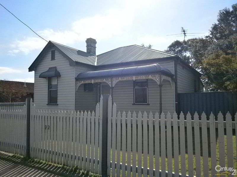 92 New England Highway, Rutherford NSW 2320