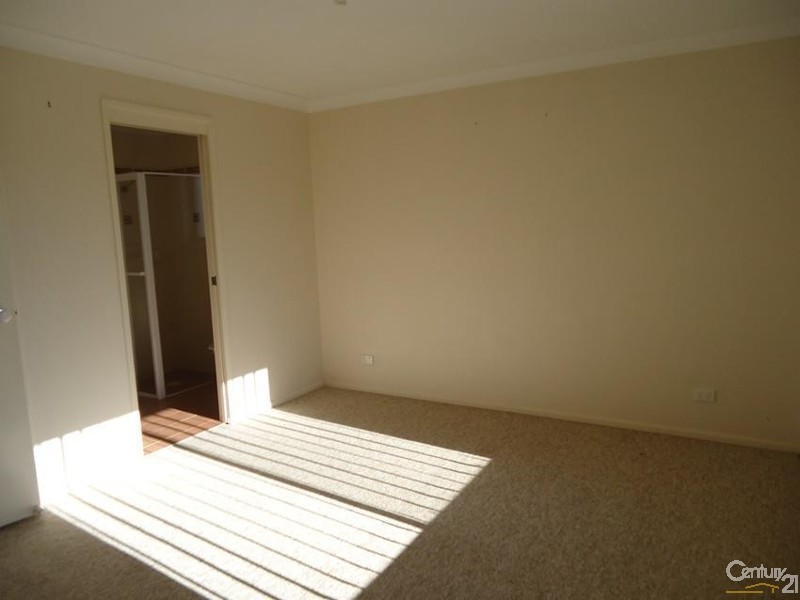 30 Carroll Avenue, Rutherford NSW 2320