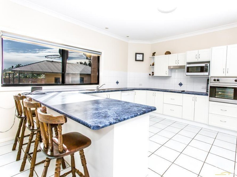 27 Reflection Drive, Louth Park NSW 2320