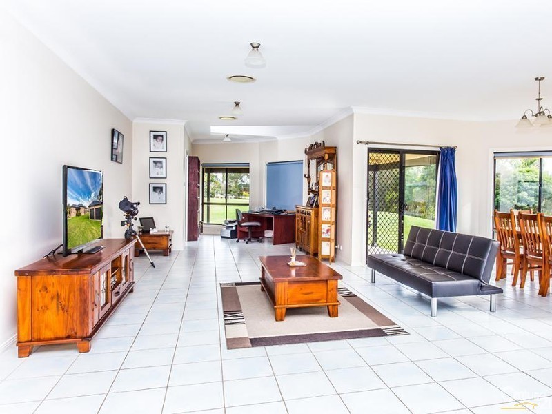27 Reflection Drive, Louth Park NSW 2320